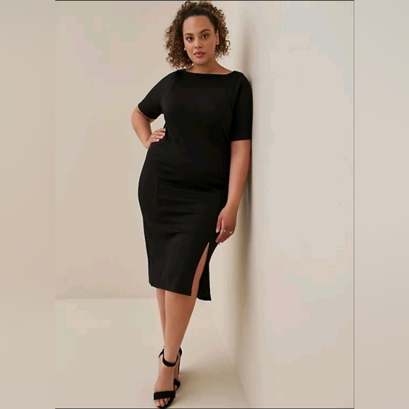 torrid Dresses & Skirts - Torrid Black Bodycon Midi Dress With Slit Soft Stretchy Short Sleeve Plus 3X